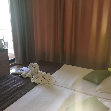 Отель Tia Maria 3*