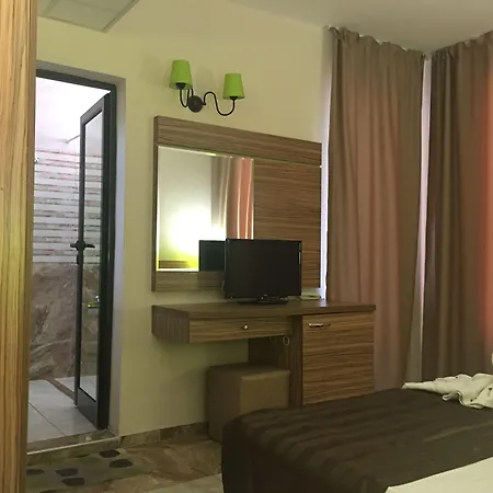 Отель Tia Maria