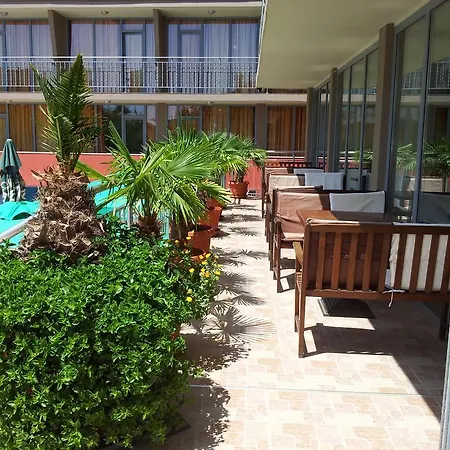 Tia Maria Hotel